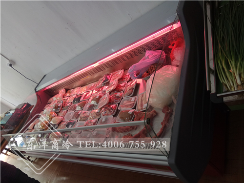 東莞小魚(yú)生鮮超市鮮肉保鮮柜工程案例,熟食展示柜圖片大全,二手熟食展示柜,賣(mài)熟食的展示柜,熟食柜圖片,