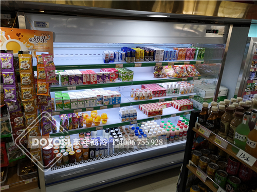 江蘇無(wú)錫創(chuàng)煙酒超市 飲料、牛奶風(fēng)幕柜-五門飲料柜案列 ,廣州飲料柜哪家好,新逸鵬飲料柜廠家,飲料柜廠家,飲料柜價(jià)格,飲料柜圖片,品牌飲料柜,飲料柜多少錢,飲料柜報(bào)價(jià),飲料柜尺寸,飲料柜高度,飲料柜重量,飲料柜批發(fā),飲料柜供應(yīng)商