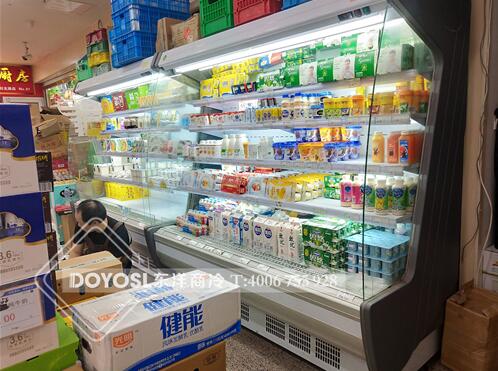 飲料展示冷柜如何調(diào)節(jié)溫度，選擇飲料柜風(fēng)冷好還是直冷好
