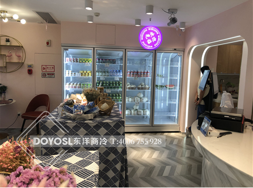 奶茶店一般用哪些冰柜，應該如何服務